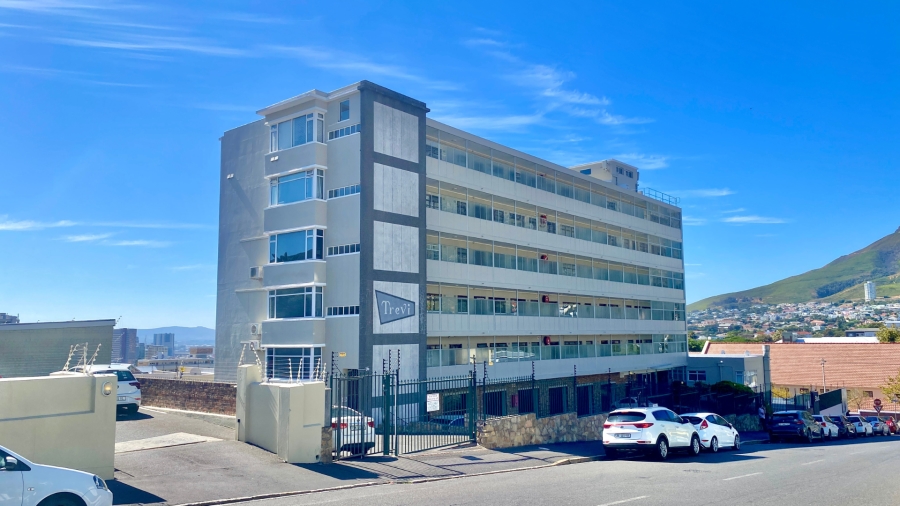 1 Bedroom Property for Sale in Gardens Western Cape